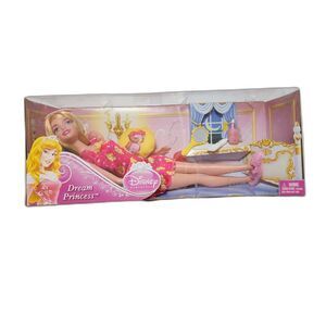 Disney sleeping beauty dream princess barbie doll & bedtime accessories Mattel